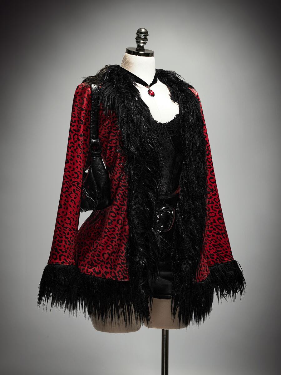 SHEIN ICON Mantel Bulu Sintetis Wanita Plus Size Musim Gugur/Dingin Gaya Retro Seksi Y2K Gothic Gelap Avant-Garde Berani Individual Blok Warna Hitam dan Merah Motif Macan Tutul Patchwork - Merah - View 1