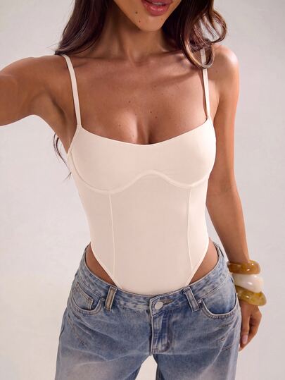 SHEIN BAE Women's Solid Apricot Casual Halter Neck Backless Sexy Practical Thin Strap Decorated Cup Bodysuit (With Padding), Suitable For Casual Commute, Daily Wear, Commute Wear Bodysuit, Apricot Bodysuit, Back To School Season Wear, Apricot Bodysuit