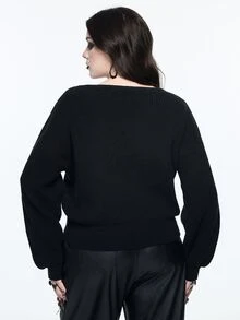 ROMWE Goth Sweater Pullover Ukuran Besar Kasual Serbaguna dengan Potongan Longgar dan Motif Kupu-kupu Bordir Transparan di Bagian Dada - Hitam - View 5