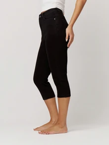 Musera Petite Mid Rise Skinny Fitted Denim Capri Style Jeans Autumn Winter Fall Daily Eveyday Core Denim - Black - View 3