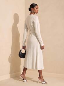 SHEIN Veneréa Gaun Rajut Wanita Elegan Warna Polos dengan Kancing Depan, Musim Gugur/Dingin - Putih - View 2