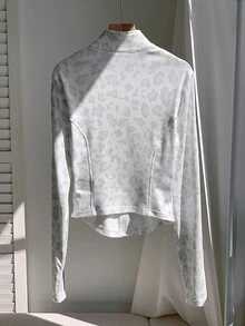 Comfortcana Mantel Musim Dingin Tebal Kasual Wanita Motif Leopard Bergaris dengan Desain Kancing Katak - MultiWarna - View 2