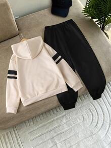 SHEIN 2件組青少年男孩套裝，秋冬時尚運動條紋數位花卉長袖連帽衛衣與運動長褲套裝，適合日常穿著、運動與玩耍 - 彩色 - 查看 2