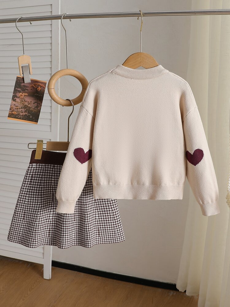SHEIN Young Girls Gentle Sweet Oatmeal Apricot Heart Bear Plush Jacquard Crew Neck Drop Shoulder Long Sleeve Pullover Sweater Top + Plaid Skirt Loose Versatile Elegant Cute Knitted Long Sleeve Sweater Set Soft Comfortable Suitable For Daily Wear, Outings, Travel, Holiday Outfits, Autumn/Winter - Camel - View 2