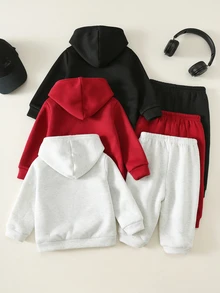 SHEIN 男嬰秋冬保暖內裡加厚 6 件套運動衫與運動長褲，黑色、紅色、灰色，適合節日穿著 - 彩色 - 查看 2