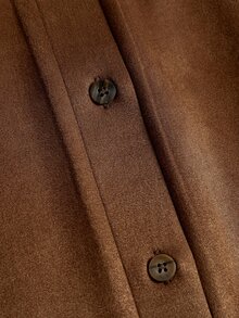 Nubod Gaun Kemeja Kasual Wanita Ukuran Plus Musim Gugur Bahan Suede dengan Kerah Ikat Pinggang dan Hem Berkerut Model A-Line Gaya Maillard untuk Perjalanan Sehari-hari - Coklat - View 7