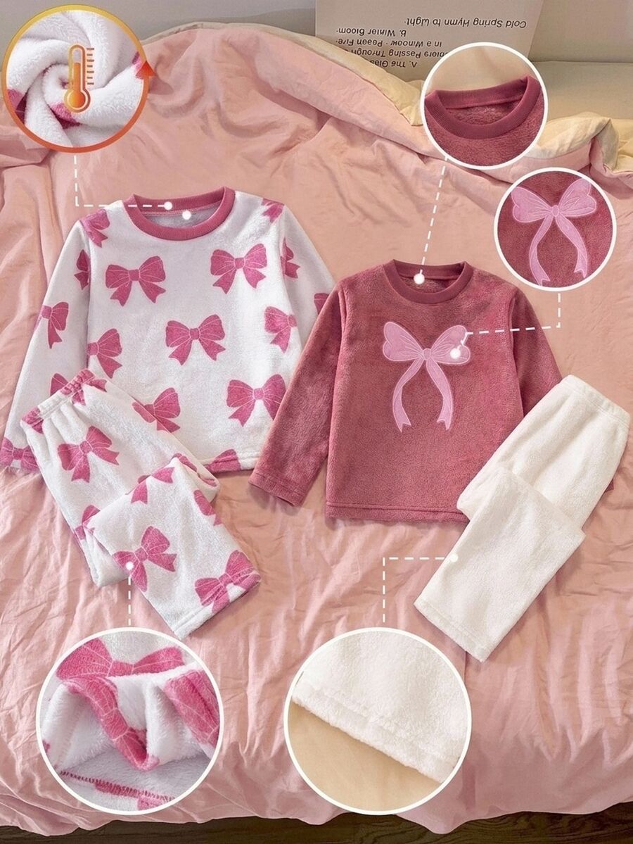 SHEIN 秋冬女童幼兒雙面法蘭絨長袖上衣與長褲兩件套睡衣家居服,毛絨羅紋圓領、蝴蝶結數位印花圖案、對比色桃紅色羅紋設計,舒適柔軟面料,秋季必備 - 彩色 - 查看 1