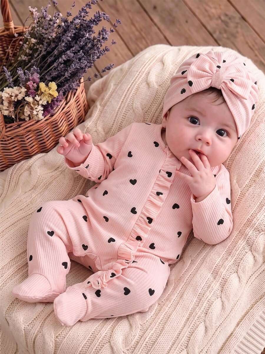 SHEIN 2Pcs Newborn Baby Girl Cute Sweet Pink Heart Print Ruffle Long Sleeve Footed Jumpsuit Hat Set For Daily All Season Spring Autumn