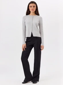 KÆRIA Hus Cardigan Rajut Kasual Wanita Warna Polos Leher Bulat Lengan Panjang Kancing Tunggal - Light Grey - View 4