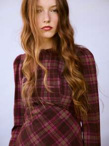 Nöista Burgundy Plaid Fitted Dress. Romantic Style, Dates, Dinners, Holiday Events, Fall Winter. - Red Violet - View 12