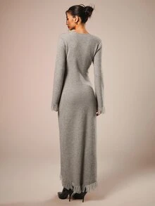 COSMINA Gaun Rajut Kasual Wanita Warna Polos dengan Desain Rumbai - Grey - View 5
