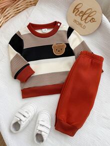 SHEIN Vintaside Kids 2件組新生兒男嬰運動衫長褲套裝，可愛橘棕色條紋熊貼布，長袖圓領，休閒款，適合假期、秋冬穿著的毛衣連身衣套裝 - 棕色 - 查看 5