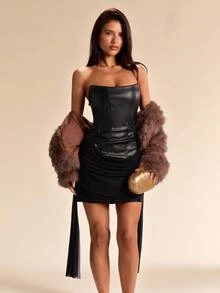 SHEIN BAE Gaun Mini Slim Tanpa Tali Kulit Hitam Patchwork dengan Pita Samping untuk Musim Gugur/Musim Dingin, Gaun Keren untuk Pesta Halloween dan Klub Malam - Hitam - View 4