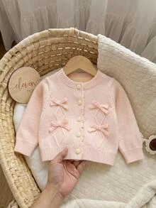 SHEIN Elladie kids 女嬰圓領針織開襟毛衣 純粉色上衣 百搭日常穿著 優雅淑女風 手工蝴蝶結 精緻卡通可愛 簡約基礎款 舒適柔軟甜美 個性化 日常穿著 適合外出旅遊 上學 秋冬派對戶外玩耍野餐 - 粉色 - 查看 3