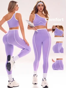 Sovereign Charm Women's Seamless Purple & White Sports Set Tummy Control Workout Set - Purple - View 2