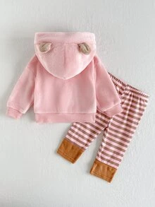 SHEIN Playful Pals 2件組幼女連帽上衣+長褲套裝，可愛甜美粉色熊貼布繡蝴蝶結條紋耳朵長袖連帽絨毛羊羔絨冬秋假日款 - 粉色 - 查看 2