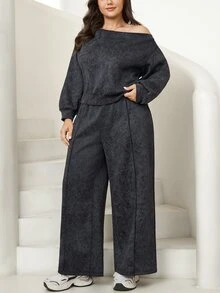 Comfylo Set Sweatshirt Bahu Asimetris Ukuran Plus dan Celana Panjang Lebar dengan Jahitan Depan - Hitam - View 5