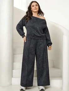 Comfylo Set Sweatshirt Bahu Asimetris Ukuran Plus dan Celana Panjang Lebar dengan Jahitan Depan - Hitam - View 6
