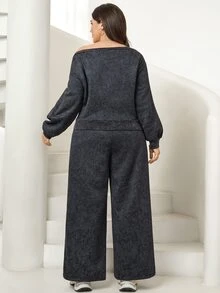 Comfylo Set Sweatshirt Bahu Asimetris Ukuran Plus dan Celana Panjang Lebar dengan Jahitan Depan - Hitam - View 2