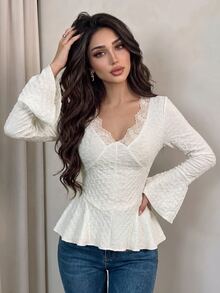 Modelyn 女款設計師V領喇叭袖上衣 白色 秋季 浪漫優雅 早午餐茶會穿搭 - 杏色 - 查看 2