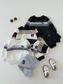 SHEIN Playful Pals 6件組幼兒男童運動衫慢跑褲套裝，可愛黑灰白恐龍條紋長袖圓領加厚戶外秋冬度假套裝 - 黑與白 - 查看 9