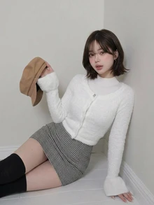 FRIFUL 女款露肩喇叭袖單排扣針織開襟立領背心 優雅浪漫套裝 教師節約會穿搭 白色米色秋季上衣 - 杏色 - 查看 7