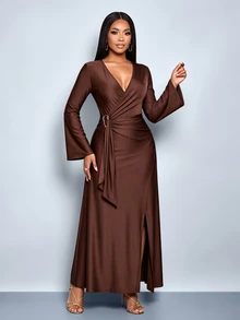 SOLERSUN Gaun Maxi Wanita Model Lilitan Leher V Mengembang Lengan Panjang dengan Pinggang Berkerut dan Ikat Pinggang Berumbai, Belahan Tinggi, Sempurna untuk Liburan dan Pesta - Coklat - View 5
