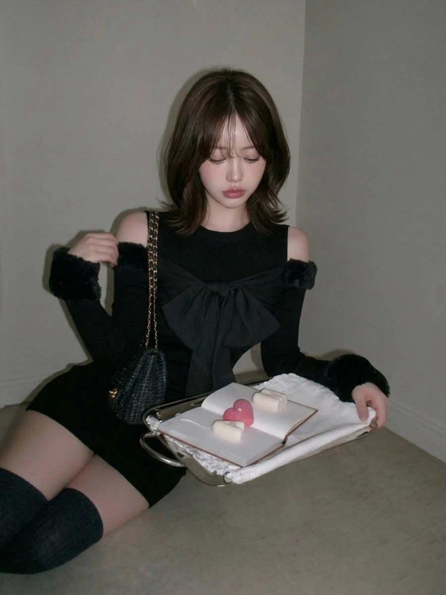 FRIFUL Women's Cold Shoulder Long Sleeve Bow Round Neck Short Dress Night Out Going Out Black Winter Sexy - Black - View 1