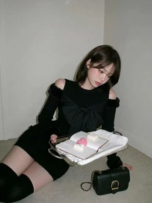 FRIFUL Women's Cold Shoulder Long Sleeve Bow Round Neck Short Dress Night Out Going Out Black Winter Sexy - Black - View 6