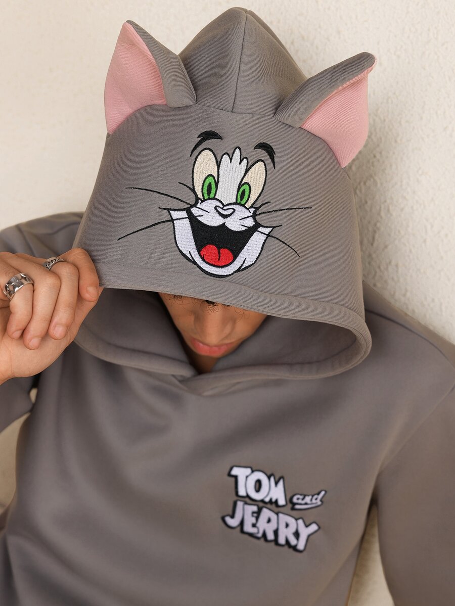 TOM & JERRY X SHEIN Men's Cartoon Letter Embroidered Hoodie - Army Green - View 1
