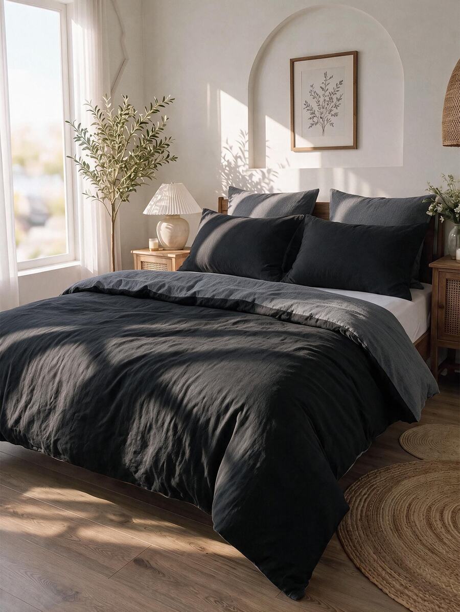 Luxury Soft Double Duvet Cover Set, Modern Stylish Bedding Set For Bedroom - Black - View 1