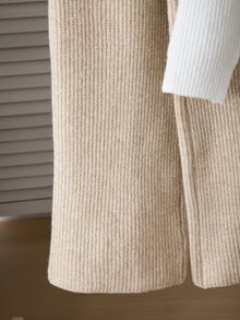 SHEIN 女童字母植絨提花短版針織毛衣與寬腿長褲兩件套，圓領落肩寬鬆紋理針織套裝，兒童時尚休閒穿搭 - 杏色 - 查看 4