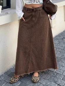 SHEIN MOD 大尺碼女款 90 年代復古傳統街頭風丹寧長裙，鈕扣口袋、毛邊下擺，棕色秋季休閒工作裙，適合早午餐穿著 - 棕色 - 查看 4