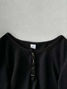 SHEIN 女童短袖休閒百搭 INS 風格舒適寬鬆百搭 Polo 黑 T 恤，秋季上衣，圖案，長袖校園灰白色 - 黑色 - 查看 5