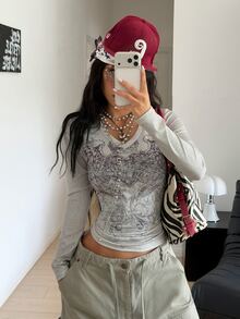 StreetHx Women's Grey Fine Ribbed Punk Vintage Graphic Y2k Print V-Neck Long Sleeve T-Shirt Night Out Autumn - Grey - View 5