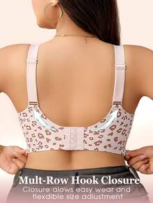 SHEIN Bra Push-Up Tanpa Kawat dengan Cup Cetak, Tanpa Jahitan, dan Strip Jelly untuk Wanita Ukuran Plus - Dusty Pink - View 3