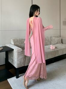 Modelyn Pink Lace Bodycon Mermaid Dress With Flowing Mesh Shawl, Conservative Party Evening Gown For Middle Eastern Women - Pink - View 3