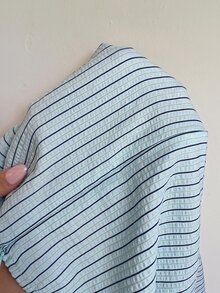 Siren Gaze 秋季女款條紋深V領修身長袖T恤，適合度假、派對、約會、節慶，Y2K風格，優雅休閒正式商務鄉村風 - 薄荷藍 - 查看 7