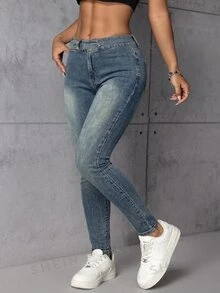 Rivivi Plus Size Women's Washed Vintage Slim Fit Jeans - Medium Wash - View 1