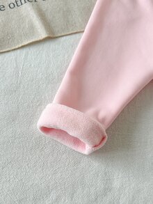 SHEIN Vintaside Kids 2件組幼女衛衣長褲套裝 甜美粉色白色毛絨豹紋 1/4拉鍊長袖高領 度假派對冬季連身褲 毛絨 - 粉色 - 查看 6