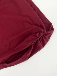 IslaSuriya 1件装女士露肩纯色极简短款上衣 - 酒紅色 - 查看 3