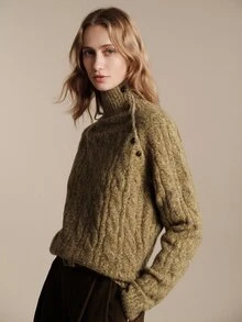 Anewsta Essential Sweater Rajut Kabel Leher Tinggi Minimalis Terbaru Musim Gugur/Dingin Wanita dengan Detail Kancing - Hijau - View 3