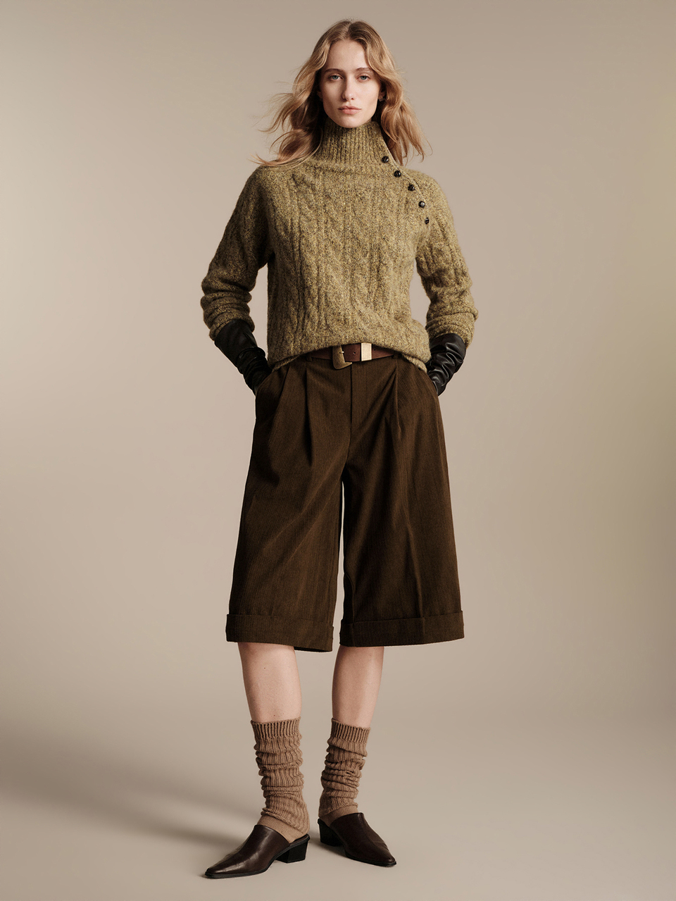 Anewsta Essential Women's Autumn/Winter New Minimalist High Neck Cable Knit Sweater With Button Detailing