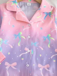SHEIN Explorewe 秋冬春夏四季通用薄款編織女童幼兒睡衣套裝，翻領前開扣長袖上衣配螢光蝴蝶結與清新圖案，長褲，2件套，熱門款式，每位女孩都該擁有的漂亮居家服 - 彩色 - 查看 8