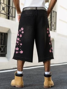Manfinity EMRG Men's Street Fashion Casual Distressed Embroidered Black Denim Shorts - Black - View 2