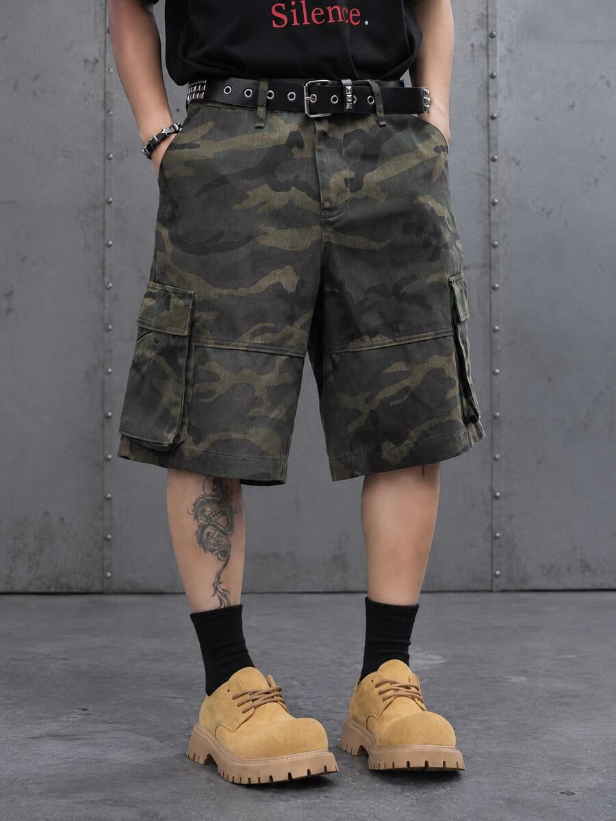 Manfinity EMRG Men's Street Style Casual Multi-Pocket Cargo Camouflage Denim Shorts - Army Green - View 1