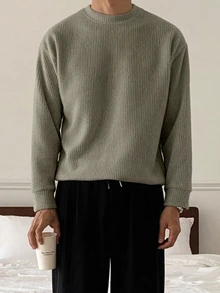 DAZY Men's Solid Color Crewneck Long Sleeve Casual Pullover Sweatshirt, Autumn - Green - View 4