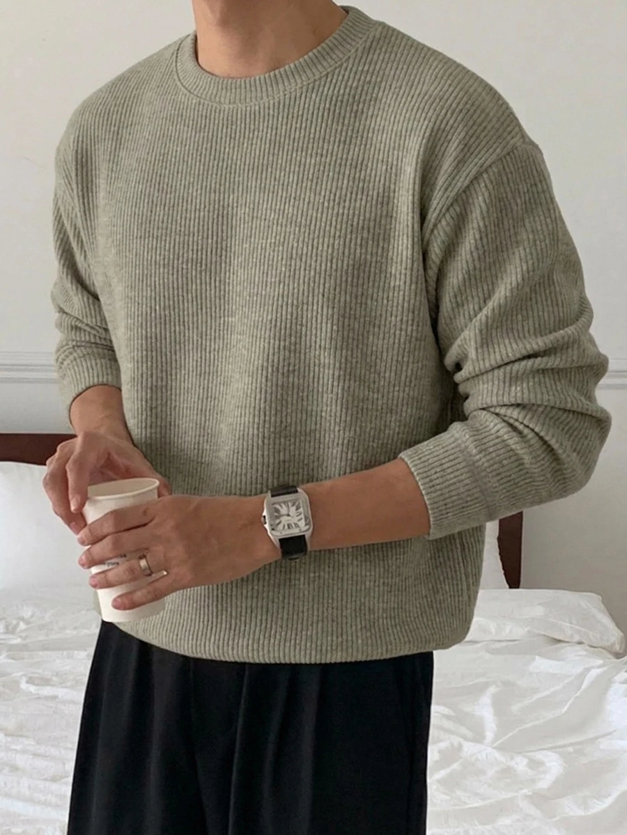 DAZY Men's Solid Color Crewneck Long Sleeve Casual Pullover Sweatshirt, Autumn - Green - View 1