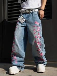 Manfinity EMRG Men's Casual Street Style Embroidered Blue Denim Jeans - Light Wash - View 8