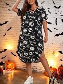 SHEIN LUNE CURVE Plus Crisscross Front Curved Hem Tee Dress Maxi Women Outfit Halloween - Black and White - View 3